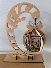 Lanterne boule de Noël en bois